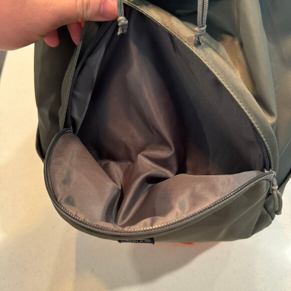 Lululemon All Day Essentials Grey Sage Orange Frappe Water Repellent Backpack - Picture 4 of 9